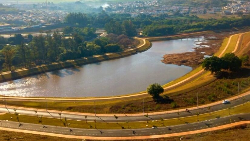 Com 126.887 habitantes, de acordo com estimativas do IBGE/2022, a cidade se destaca há mais de 20 anos com a realização da Fenasucro, o maior evento mundial em tecnologia e intercâmbio comercial para usinas e profissionais do setor sucroenergético - (Reprodução/YouTube)