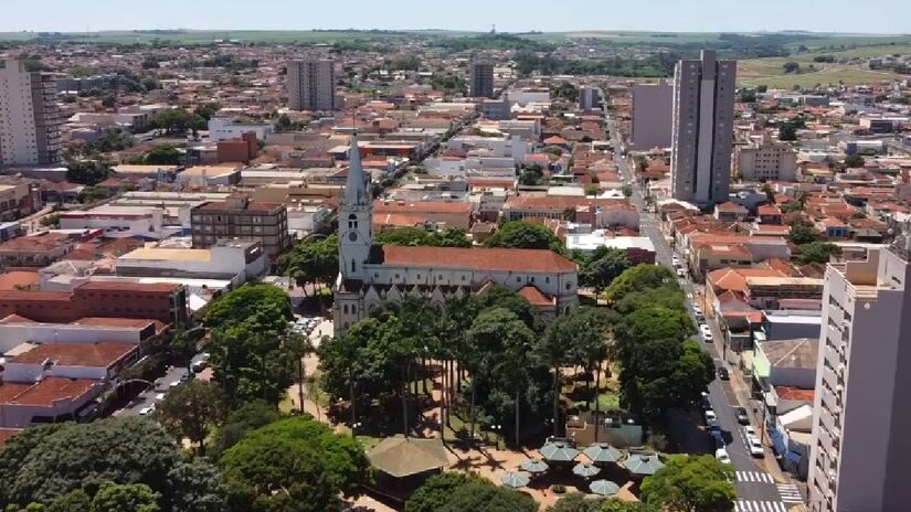 Localizado a 325 quilômetros da capital paulista, o município de Sertãozinho, na Região Metropolitana de Ribeirão Preto, se consolidou como um dos mais importantes polos industriais com vocação para o setor sucroenergético - (Reprodução/YouTube)