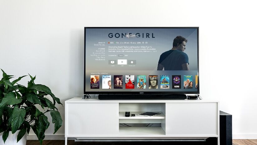 Smart TVs utilizam seus dados para customizar conteúdo. Imagem: Banco de imagens