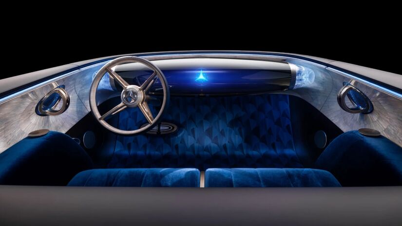 Painel de instrumentos ganha vida com uma animação cinematográfica.