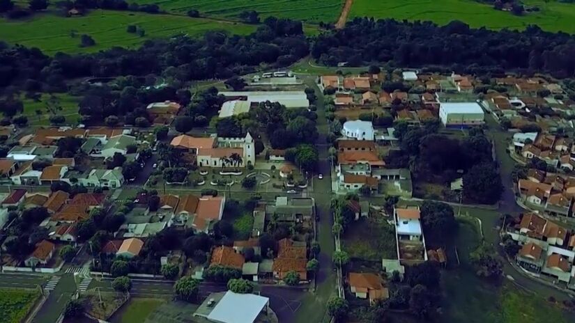 Embora pequena, Borá registrou um aumento populacional de 12,7% entre os censos de 2010 e 2022