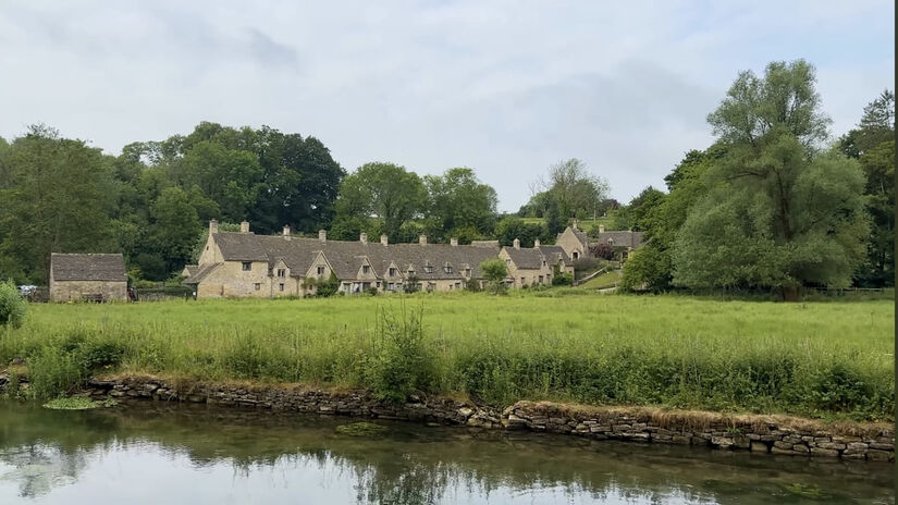 A Vila de Bibury foi considerada a mais bonita do planeta, segundo a revista Forbes