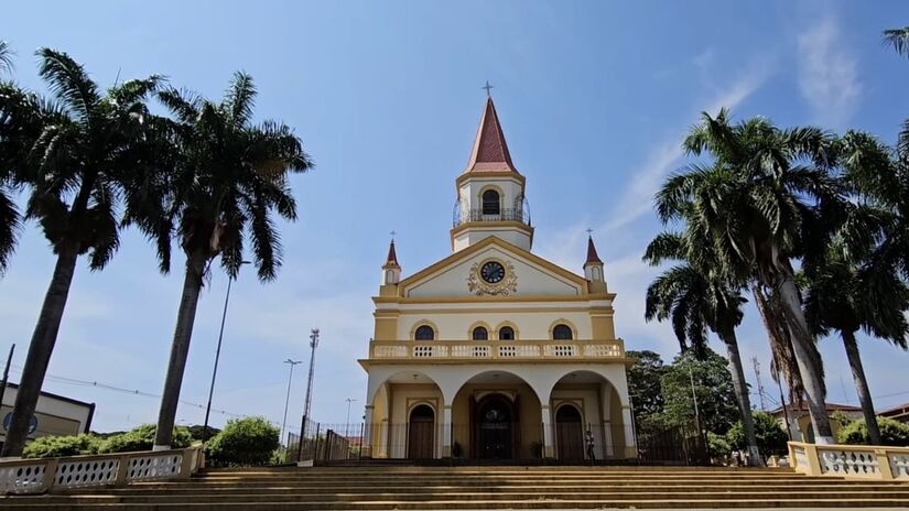 Segundo o último levantamento do IBGE em 2022, o município contava com aproximadamente 15 mil habitantes - Reprodução/YouTube