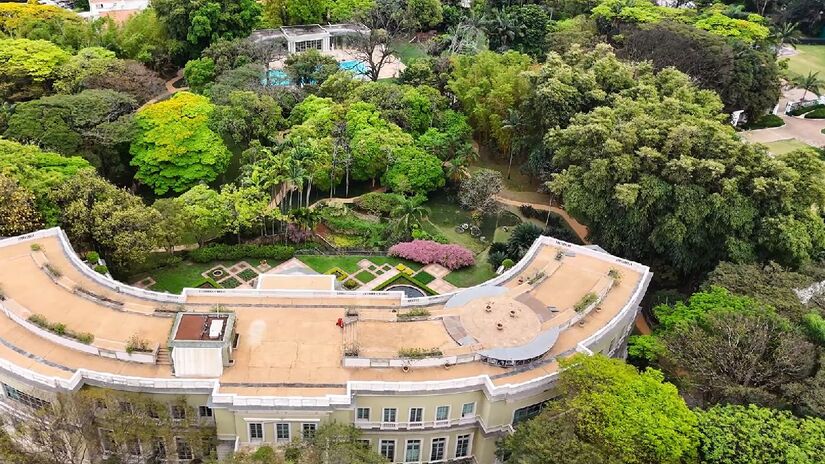 A mansão fica localizada no morumbi, Zona Sul de São Paulo | Reprodução YouTube | Drone.v7