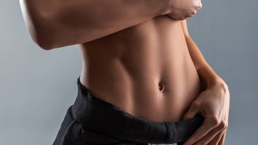 Fobia de umbigos: Onfalofobia

Só de ver um umbigo, as pessoas com onfalofobia podem ter um verdadeiro surto. Elas sentem pavor de ver, tocar ou até imaginar essa parte do corpo. E se alguém ousa tocar no seu umbigo? Não queira ser essa pessoa.