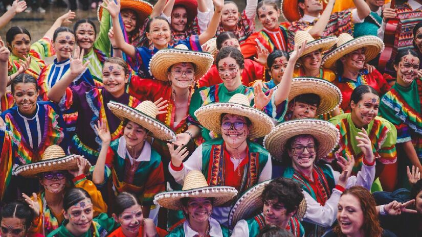 Em São Paulo, a programação traz shows, cortejos, apresentações de mariachis, performances e oficinas.
Foto: Divulgação