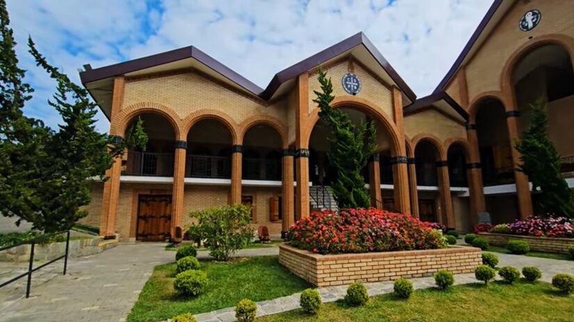 4. Mosteiro de São João (Foto: Reprodução YouTube)