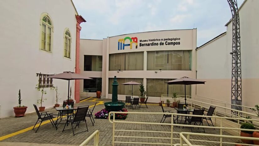 Turismo rural em Amparo não é só cena: fazendas antigas, produtos artesanais e história viva convidam à imersão (Fotos: Reprodução/Youtube)