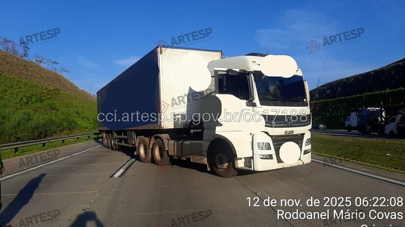 Local está isolado e o Grupo de Ações Táticas Especiais (GATE) foi acionado.