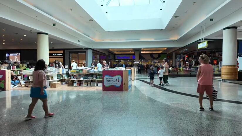 O espaço reúne o maior polo gastronômico da cidade, com opções que vão de fast-foods a restaurantes premium