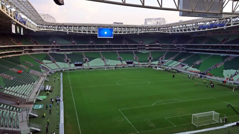 O Allianz Parque foi inaugurado em novembro de 2014, ano do centenário do clube. Com capacidade para até 55 mil pessoas em eventos, tecnologia de ponta e todos os assentos cobertos, tornou-se referência internacional. Foto: Wikimedia Commons