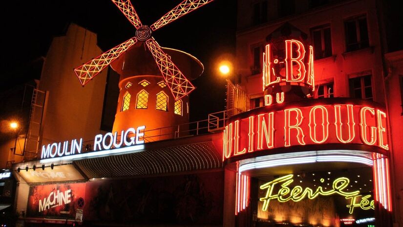 Para alcançar essa gestão urbana descentralizada, o poder público precisa atuar em duas frentes: prestação de serviço do próprio Estado e fomentação de atividades privadas. (Foto: Pixabay)