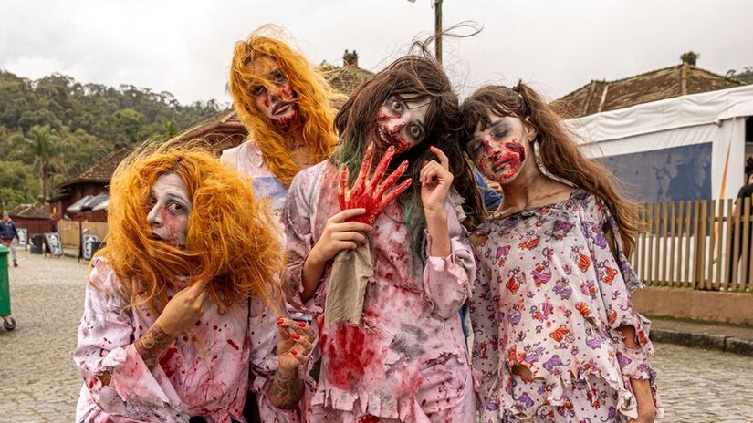 Monstros e personagens sombrios circularão pela vila histórica da Grande São Paulo/Divulgação