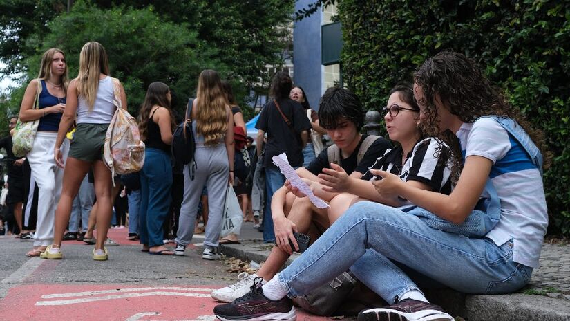 Candidato que foi mal no último Enem não precisa desistir da vaga, pode usar notas anteriores. Fernando Frazão/Agência Brasil