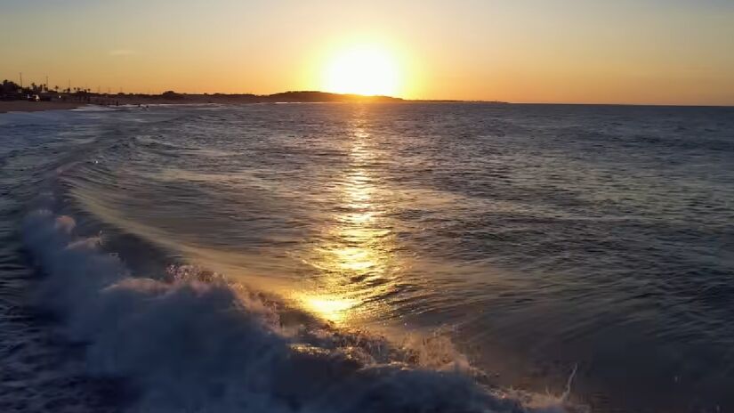 Ao visitar o local, os turistas podem desacelerar a rotina agitada e encontrar momentos de paz para recarregar as energias - (Reprodução/YouTube)