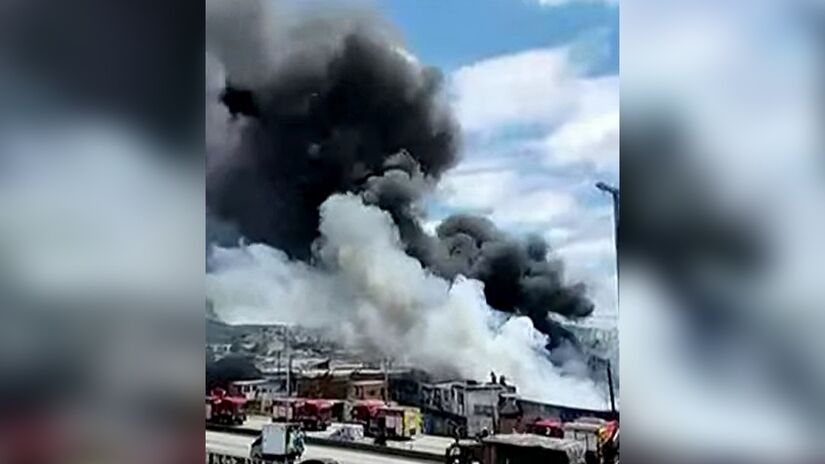 No local funcionam um depósito de madeira e produtos químicos / Reprodução/SBT