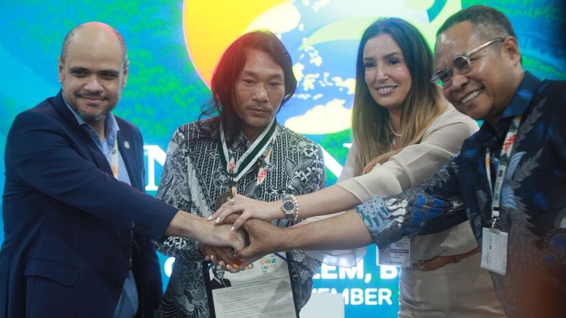 Rinkani liderou voluntariamente o resgate do corpo da brasileira Juliana Marins em um vulcão na Indonésia/Toninho Castro/Gazeta de S.Paulo