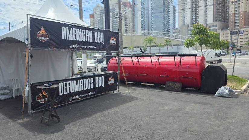 A maior Pit Smoker do mundo chega ao Burning Fest e promete uma maratona de carnes defumadas durante os quatro dias de evento | Divulgação/GA Assessoria de Imprensa