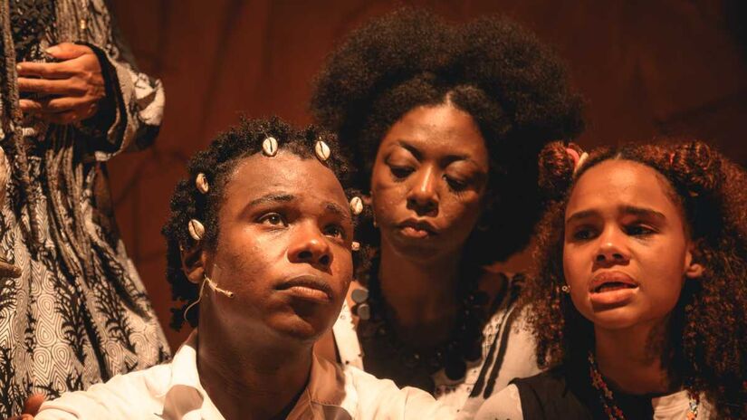 Elenco reúne Peter, Abraão Kimberley, Aline Valentim, Alexandre Rosa Moreno, Ella Fernandes e Vanessa Pascale, premiada como melhor atriz por este trabalho.