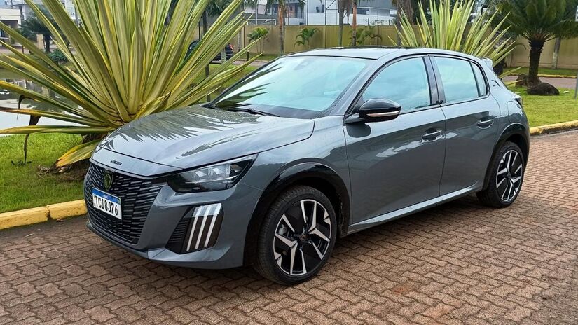 Dois motores combinam baixos custos de manutenção, robustez e suavidade de operação.

/Foto: Daniel Dias/Flashmotors