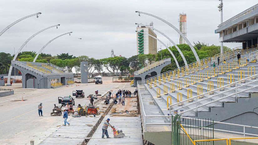 Local recebe tradicionalmente os desfiles das escolas de samba do Carnaval de São Paulo.
Fotos: Divulgação/GL events/Marcel Uyeta