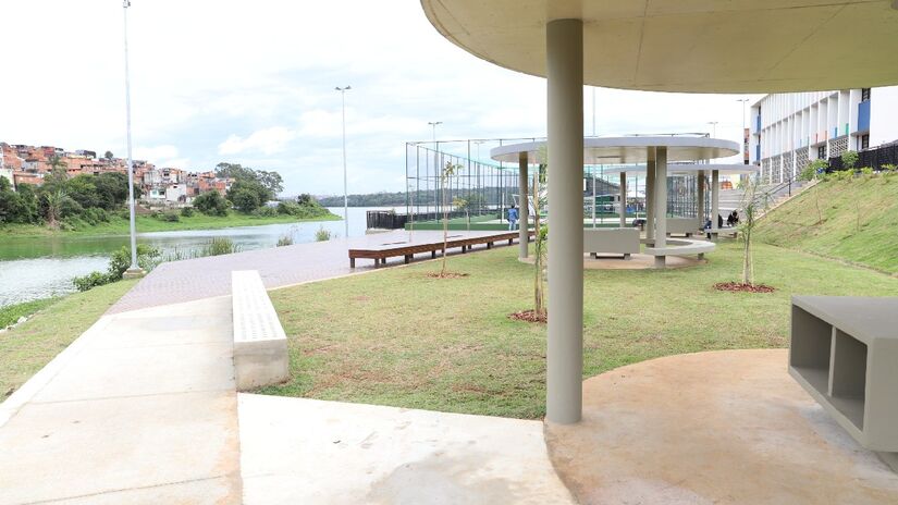 Até agora, mais de R$ 171 milhões foram investidos em intervenções de urbanização e contenção de áreas de risco.
Fotos: Gildson Di Souza/Secom