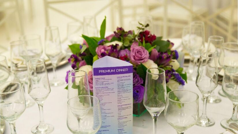 Para quem busca conforto e melhor visibilidade, o Camarote e o Camarote Premium oferecem vista panorâmica.