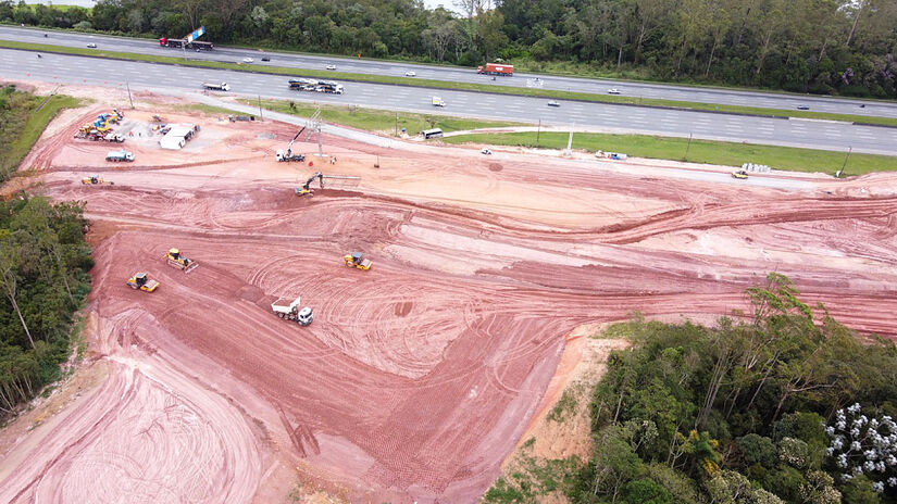 Espaço terá um restaurante, um posto de combustível, área de descanso e um espaço voltado especialmente aos caminhoneiros, com serviços de apoio e conveniência.