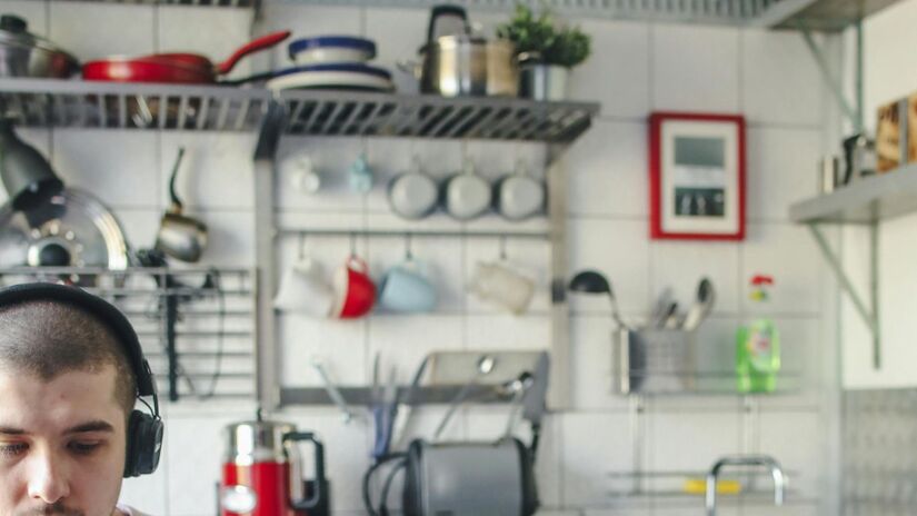 Tudo fica à vista e ao alcance das mãos. A rotina ganha agilidade sem abrir e fechar portas o tempo todo.

