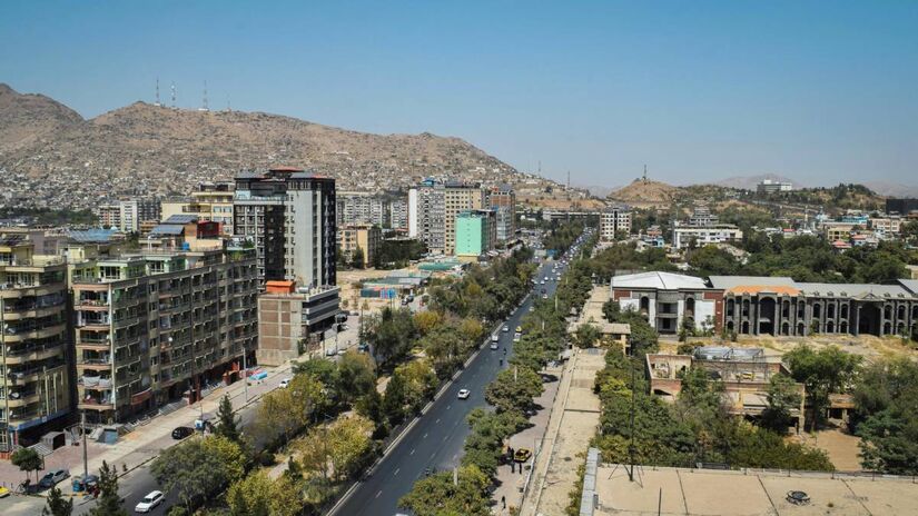 Afeganistão: risco permanente

O Afeganistão representa bem as dificuldades. Mesmo quando o visto não é impossível de obter, o país convive com instabilidade constante. Conflitos armados e a presença de grupos extremistas tornam a viagem extremamente perigosa para qualquer turista, especialmente brasileiros. Autoridades internacionais desaconselham a visita, por razões claras de segurança.

Foto: Pexels