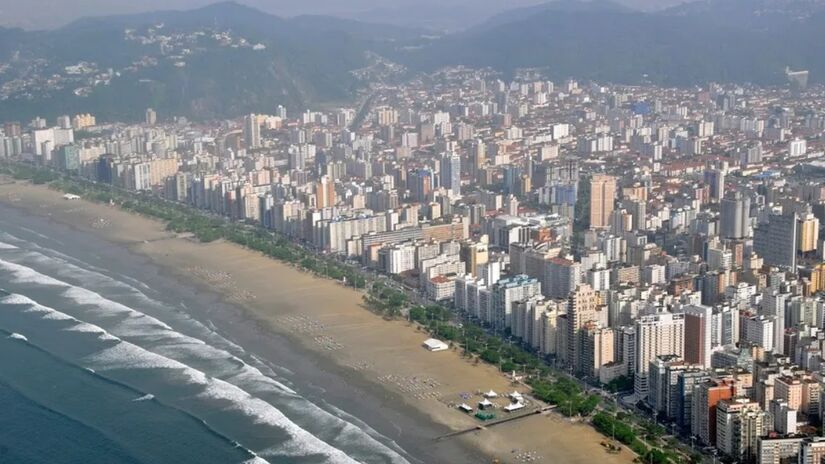Devido ao atual cenário do aquecimento global, o nível do mar sobe cada vez de forma mais desenfreada - (Divulgação/PMS)