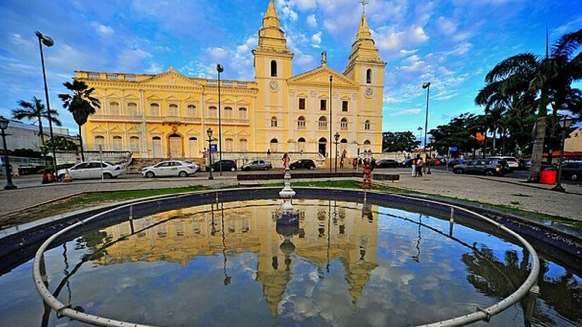 Uma das inúmeras belezas do Nordeste brasileiro, a cidade é a única no País fundada por franceses e possui um Centro Histórico de arquitetura colonial singular, atrações para todos os estilos e idades e belíssimas praias - (Mauricioalexandre55/Wikimedia Commons)
