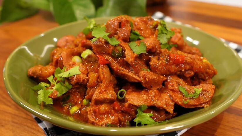 3. Moela de frango cozida (28 gramas de proteína a cada 100 gramas)