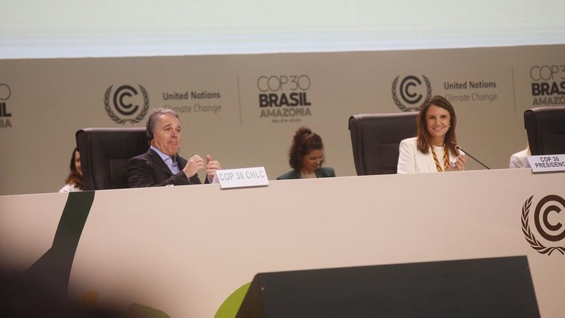 Negociações seguem em Belém/Toninho Castro/Gazeta de S.Paulo