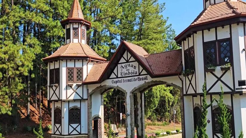 Considerada um dos maiores polos de turismo termal da América Latina, Águas de Lindóia é um convite ao descanso e à conexão com a natureza
