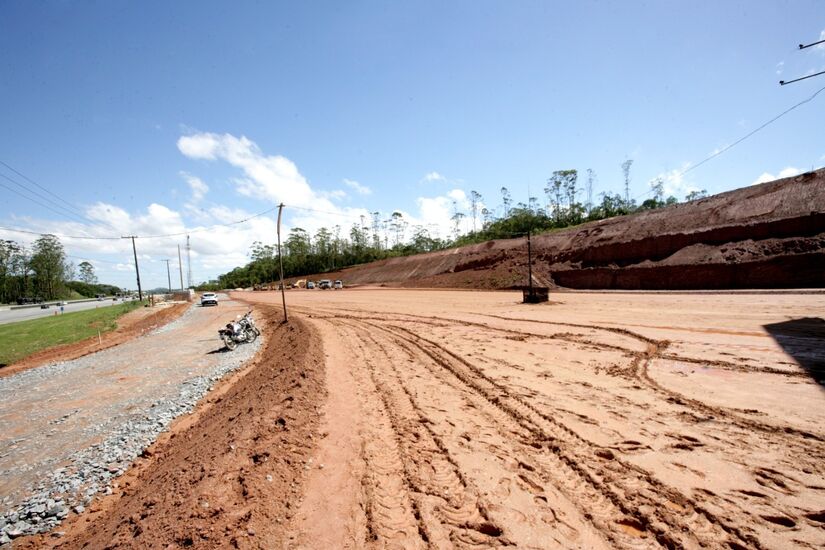 Segundo nota enviada pela Ecovias à reportagem, no local terá um empreendimento particular.