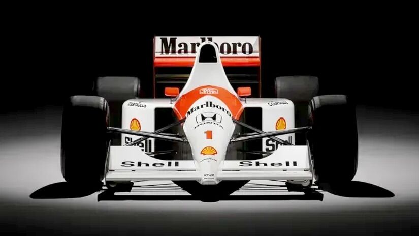 O câmbio da McLaren travou na sexta marcha, desafiando o tricampeão na chuva | Divulgação/RM Sotheby's