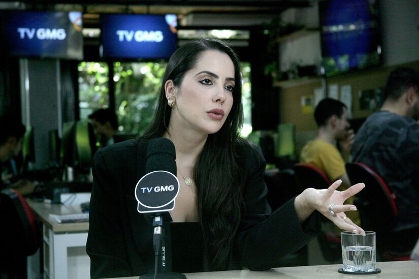 Letícia também é assessora jurídica do Comitê das Organizações Sociais de Saúde (COSS/FEHOSP) e secretária filantrópica da Associação de Hospitais e Serviços de Saúde do Estado de São Paulo (AHOSP).