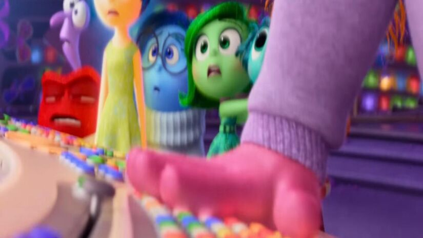 Divertida Mente 2 mostra como esses novos personagens funcionam como uma "equipe" responsável por ajustar a forma como Riley reage ao mundo (Fotos: Youtube/Reprodução)