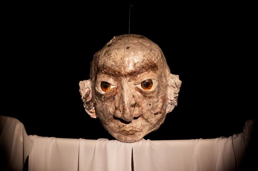 Peça "Cadáver Perfumado", em cartaz no Teatro Ágora, no Bixiga, região central de São Paulo.