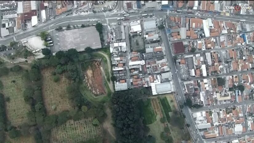 O cemitério da vila Formosa é o maior da América Latina - Reprodução/YouTube