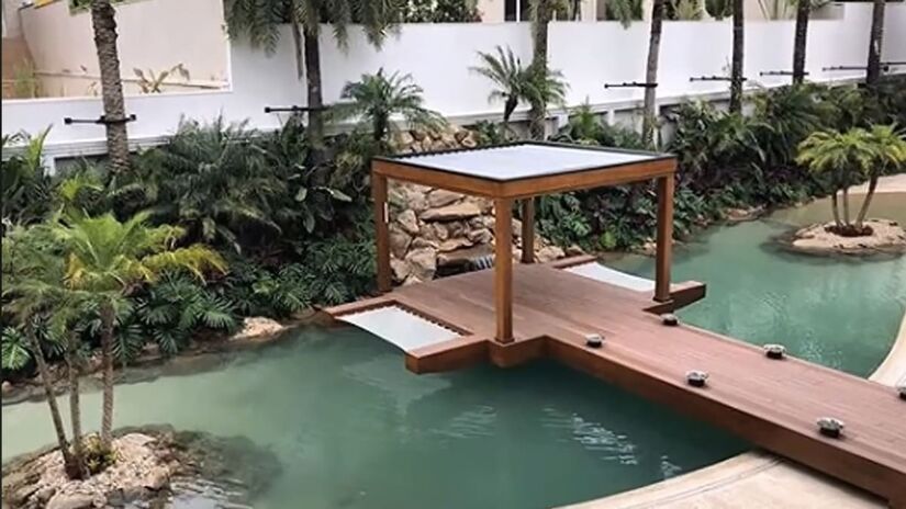 O lago artificial chama atenção pela sua beleza - reprodução/YouTube