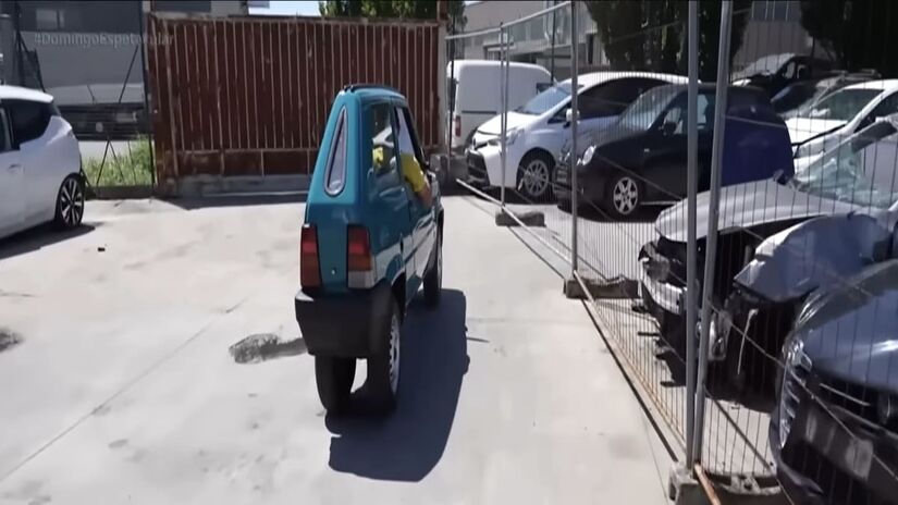 Com exceção das rodas os outros componentes são todos pela metade - Reprodução/YouTube