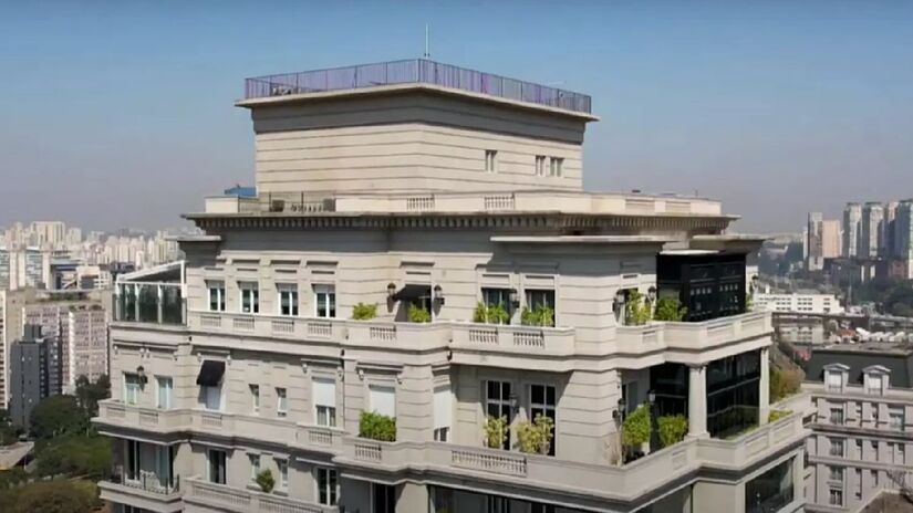 Apartamento conta com quatro suítes | Reprodução Construtora São José