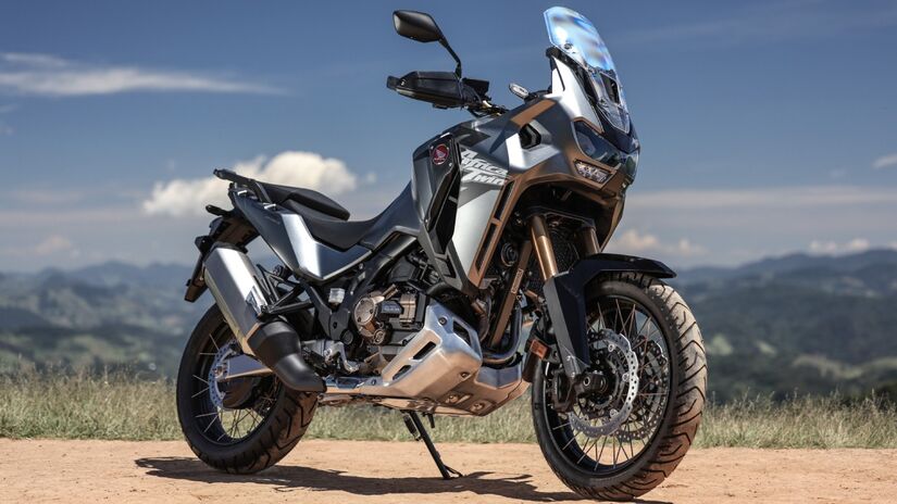 S&atilde;o quatro modos de pilotagem  'Urban', 'Tour', 'Gravel' e 'Off-Road' , e dois personaliz&aacute;veis ('User' 1 e 2).