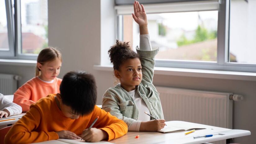 Alto índice de alfabetização. Com um dos maiores níveis de alfabetização da América Latina, o investimento em educação é evidente. Foto: Freepik