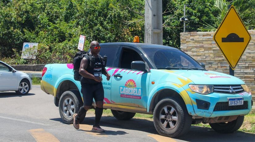 Carlos foi celebrado na chegada a Cabedelo/Divulgação