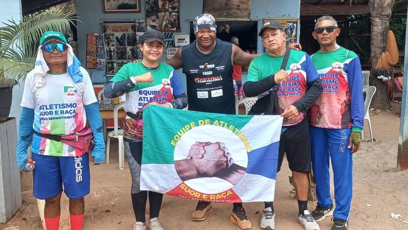 Equipes de corrida se predispuseram a acompanhá-lo em parte do desafio/Divulgação