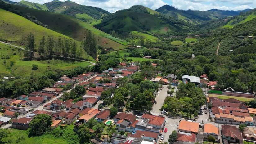 O centrinho de São Francisco Xavier combina clima de vila, boa gastronomia e tranquilidade serrana