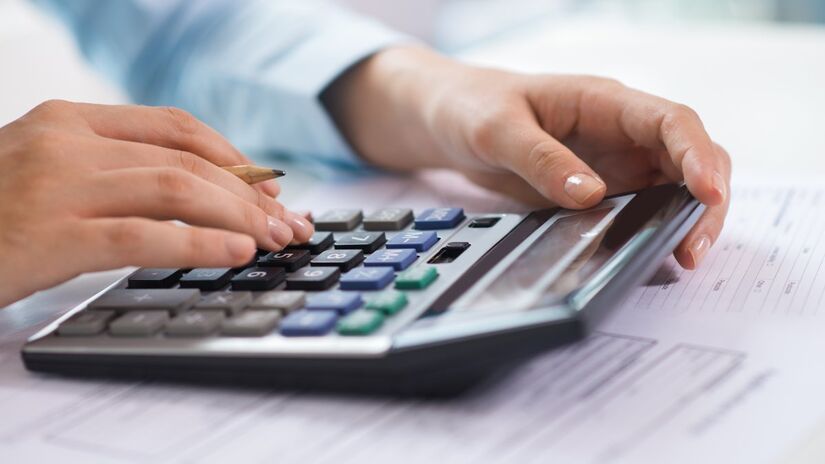 Conhecer os direitos do idoso é essencial para garantir mais autonomia e estabilidade financeira (Fotos: Freepik)